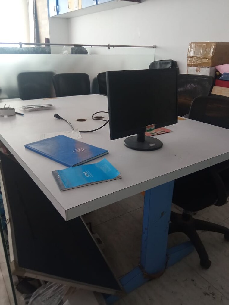 Team Area, rupa-solitaire Commercial Office Space 1500 Sq.Ft. In Kopar Khairane Navi Mumbai 9509264