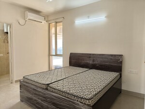 Room in  Pg at Sare Home, Sector 92 – for Rent