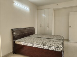 Room in  Pg at Sare Home, Sector 92 – for Rent