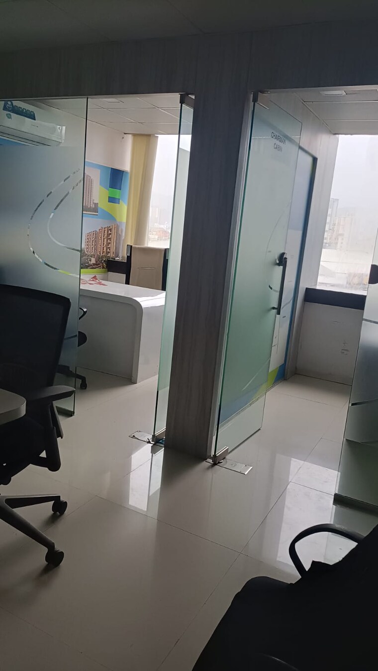 Team Area, real-tech-park Commercial Office Space 830 Sq.Ft. In Vashi Sector 30a Navi Mumbai 9509273