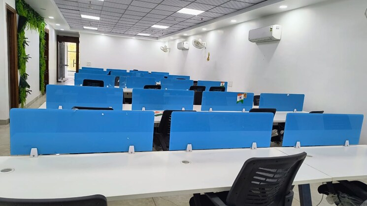Team Area, industrial area Commercial Office Space 3000 Sq.Ft. In Industrial Area Mohali 9509282