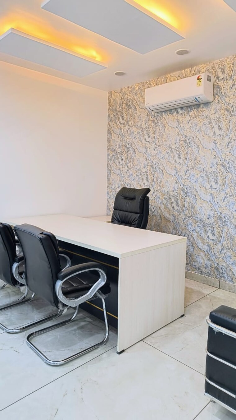 Team Area, industrial area Commercial Office Space 3000 Sq.Ft. In Industrial Area Mohali 9509282