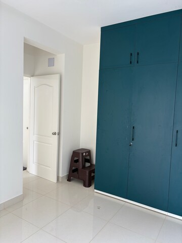 Room in 1.5 BHK Apartment at Brigade El Dorado, Bagaluru – for Rent