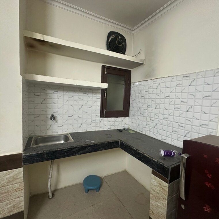 Kitchen, katwaria sarai 1 RK 300 Sq.Ft. Builder Floor In Katwaria Sarai Delhi 9509323