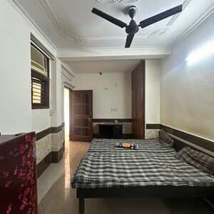 Bedroom in 1 RK Builder Floor at Katwaria Sarai – for Rent