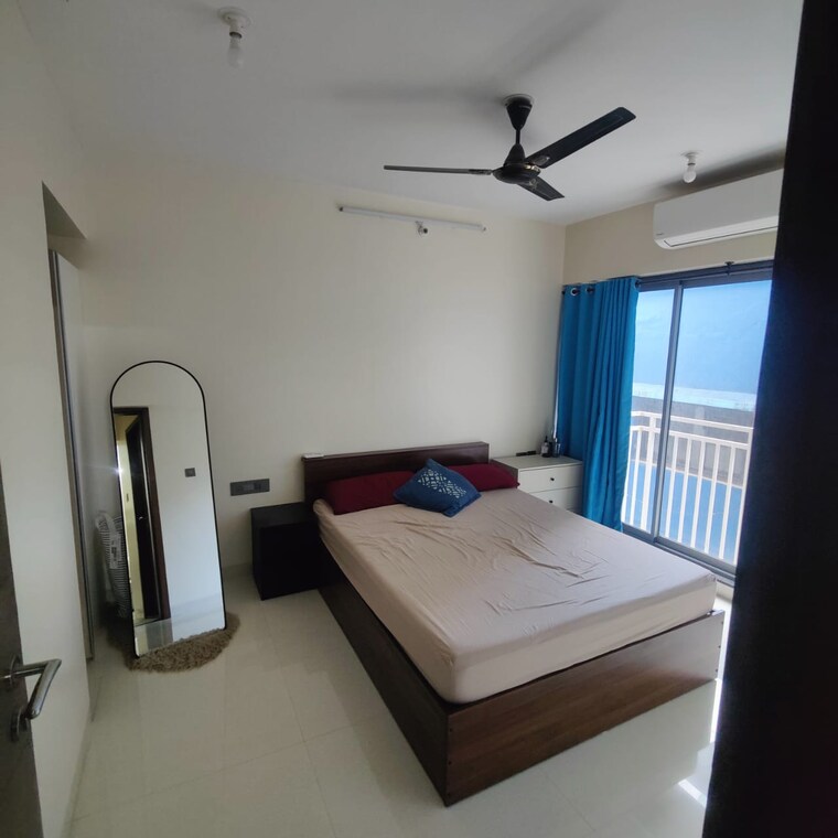 Team Area, mermit-tower 2 Bedroom 850 Sq.Ft. Apartment In Lower Parel Mumbai 9509343