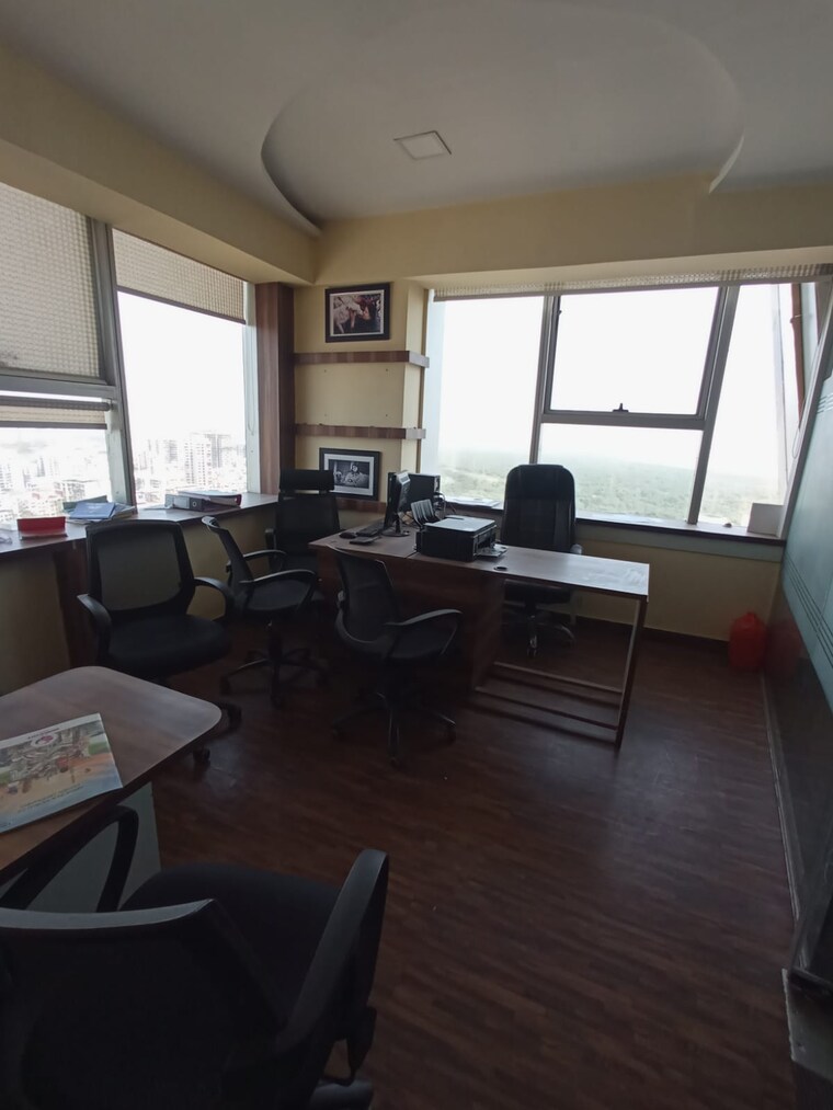 Team Area, haware-infotech-park Commercial Office Space 600 Sq.Ft. In Vashi Sector 30a Navi Mumbai 9509338