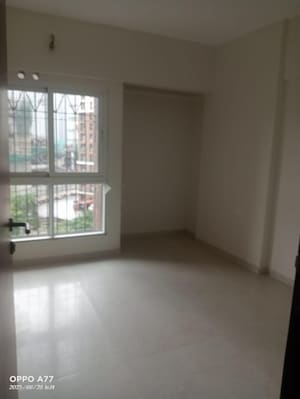 Room in 2 BHK Apartment at Dosti West County, Balkum Pada – for Rent
