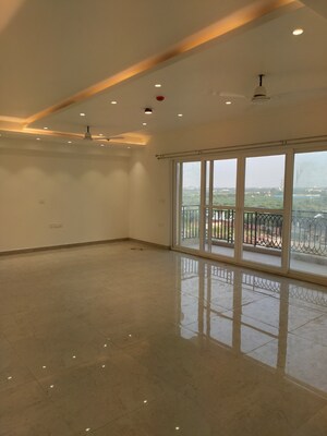 Room in 4 BHK Apartment at ATS Le Grandiose, Sector 150 – for Rent