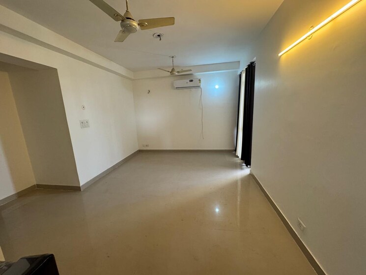 Room, 3c-lotus-zing 2 Bedroom 855 Sq.Ft. Apartment In Sector 168 Noida 9509391