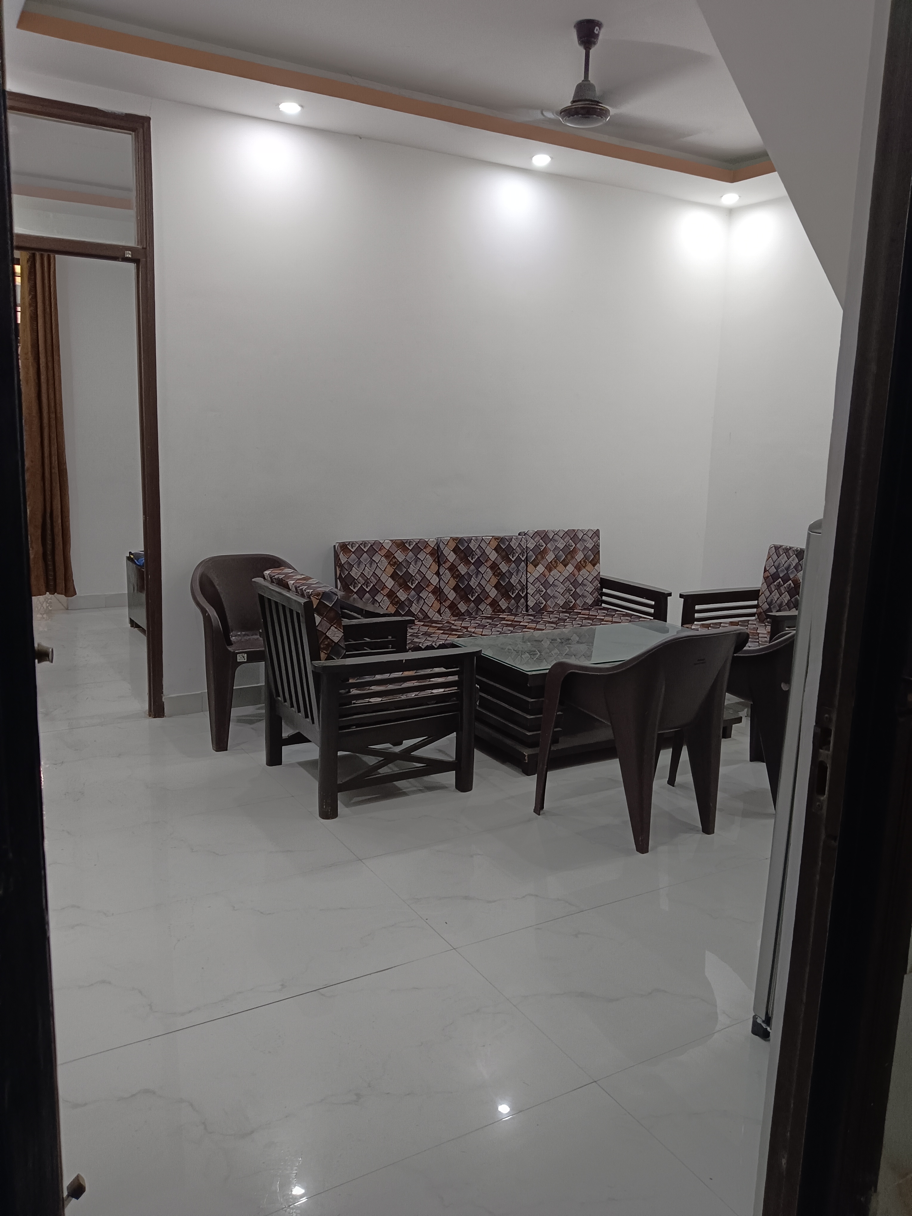 1 BHK Apartment For Rent in Lajpat Nagar 4