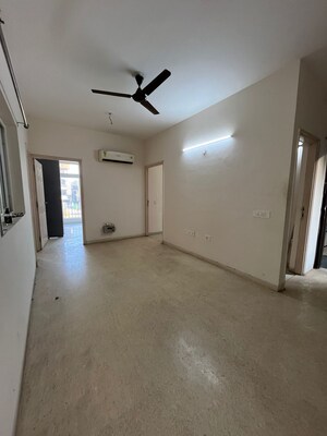 Room in 3 BHK Builder Floor at Emaar MGF Emerald Hills, Sector 65 – for Rent