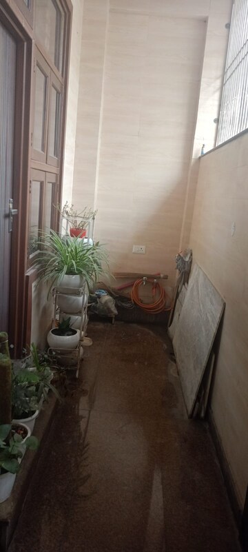 Bathroom in 2.5 BHK Builder Floor at E Block Shastri Nagar – for Rent