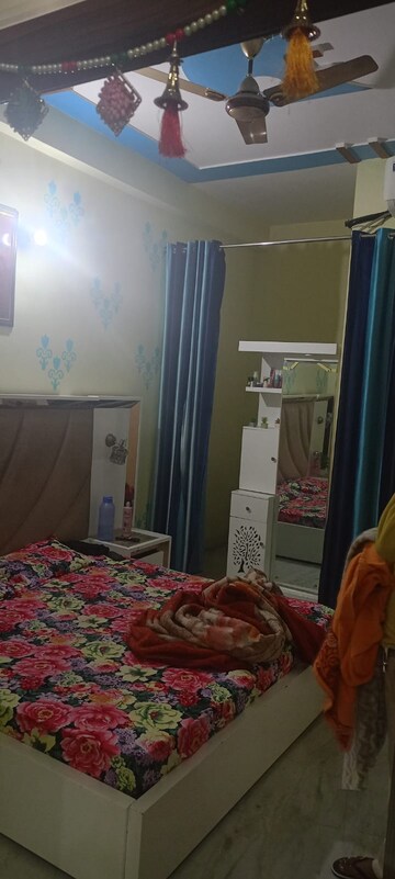 Bedroom in 2.5 BHK Builder Floor at E Block Shastri Nagar – for Rent