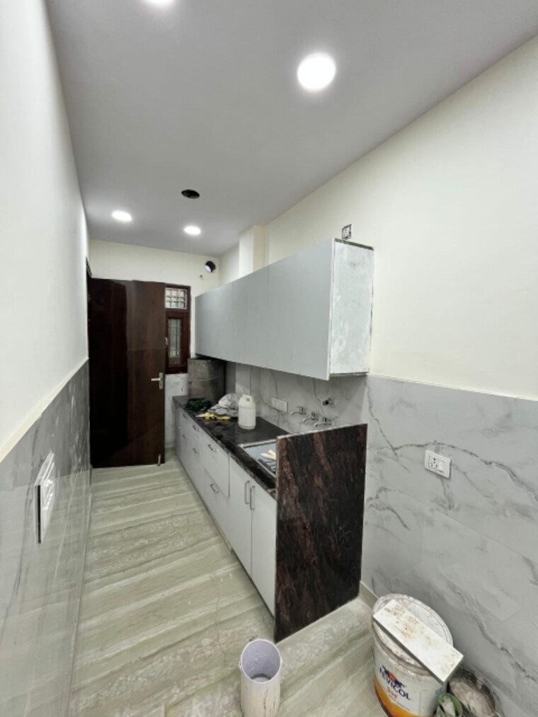 Kitchen, rohini sector 23 1 Bedroom 350 Sq.Ft. Builder Floor In Rohini Sector 23 Delhi 9509476