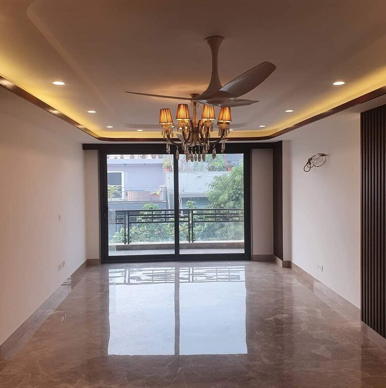 Room, sector 28 3 Bedroom 3000 Sq.Ft. Builder Floor In Sector 28 Gurgaon 9509525