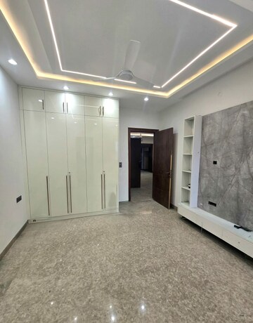 Building Lobby in 2 BHK Builder Floor at Rohini Sector 24 – for Sale