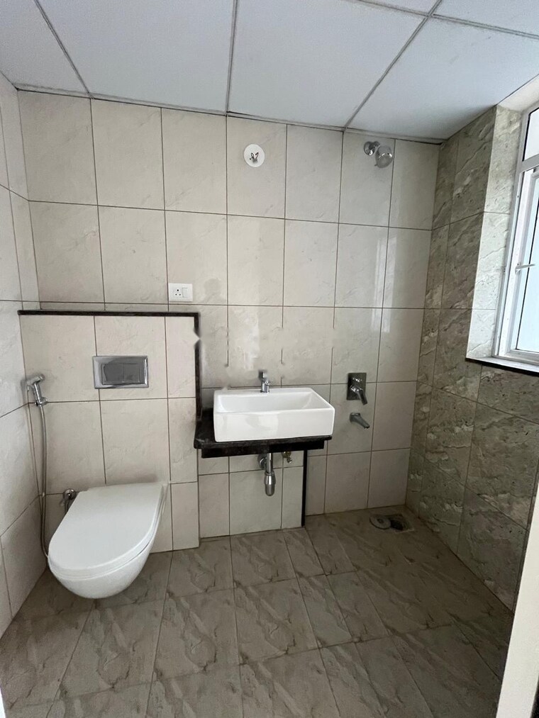 Bathroom, godrej-green-vistas 3 Bedroom 815 Sq.Ft. Apartment In Mahalunge Pune 9509518