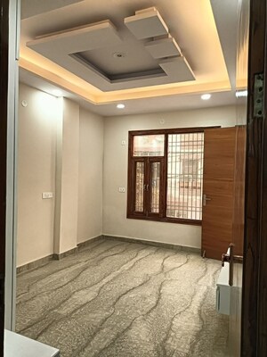 Room in 3 BHK Builder Floor at Rohini Sector 24 – for Sale