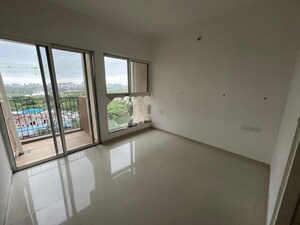 Room in 3 BHK Apartment at Godrej Boulevard, Manjari – for Rent