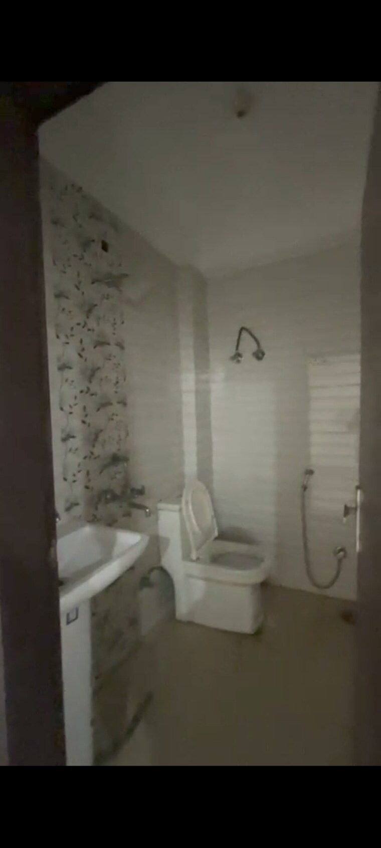 Bathroom, chattarpur 2 Bedroom 850 Sq.Ft. Builder Floor In Chattarpur Delhi 9509608