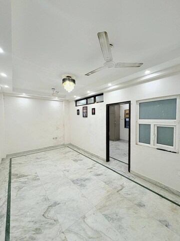 2 BHK Builder Floor For Rent in Chattarpur