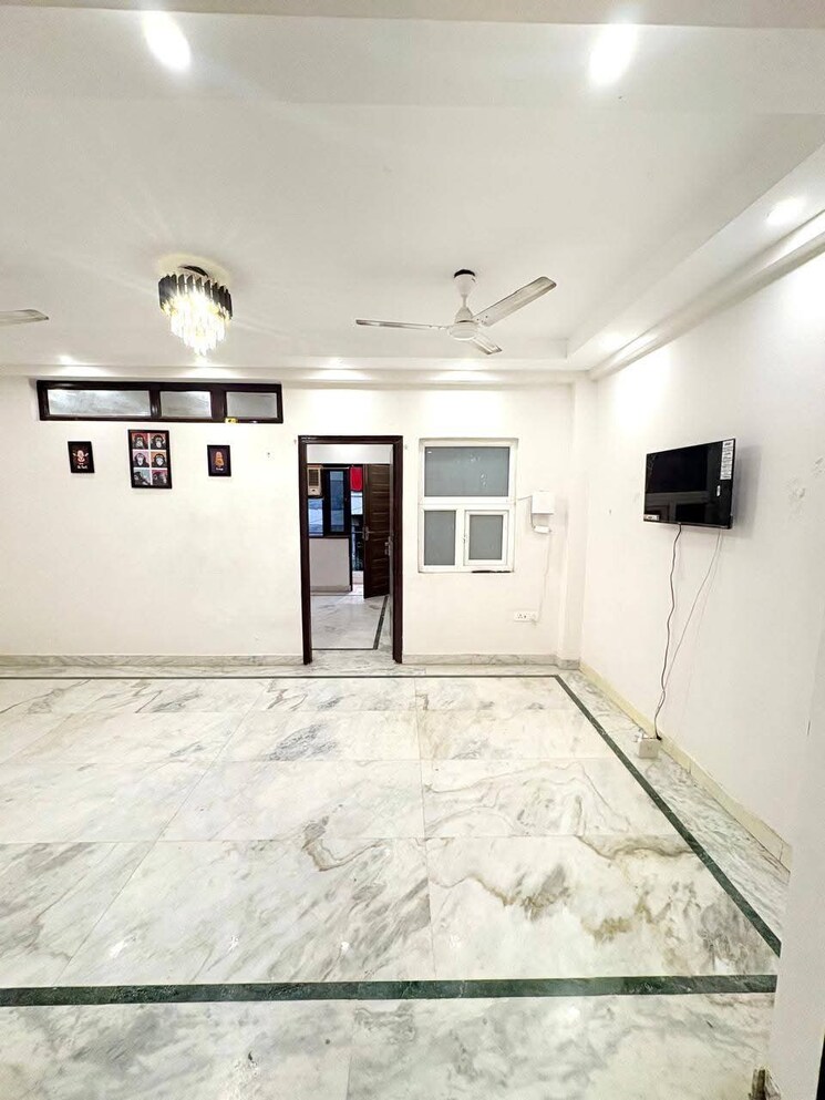 Room, chattarpur 2 Bedroom 900 Sq.Ft. Builder Floor In Chattarpur Delhi 9509622