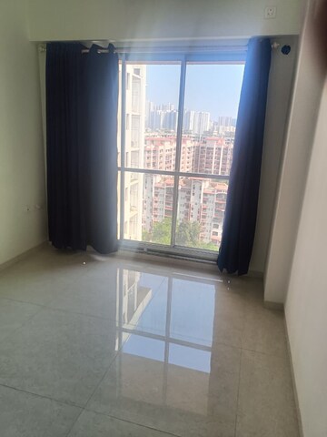 Room in 1 BHK Apartment at Naman Premier, Andheri East – for Rent
