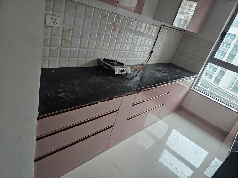 Kitchen, kalpataru-immensa 2 Bedroom 594 Sq.Ft. Apartment In Kolshet Road Thane 9509620