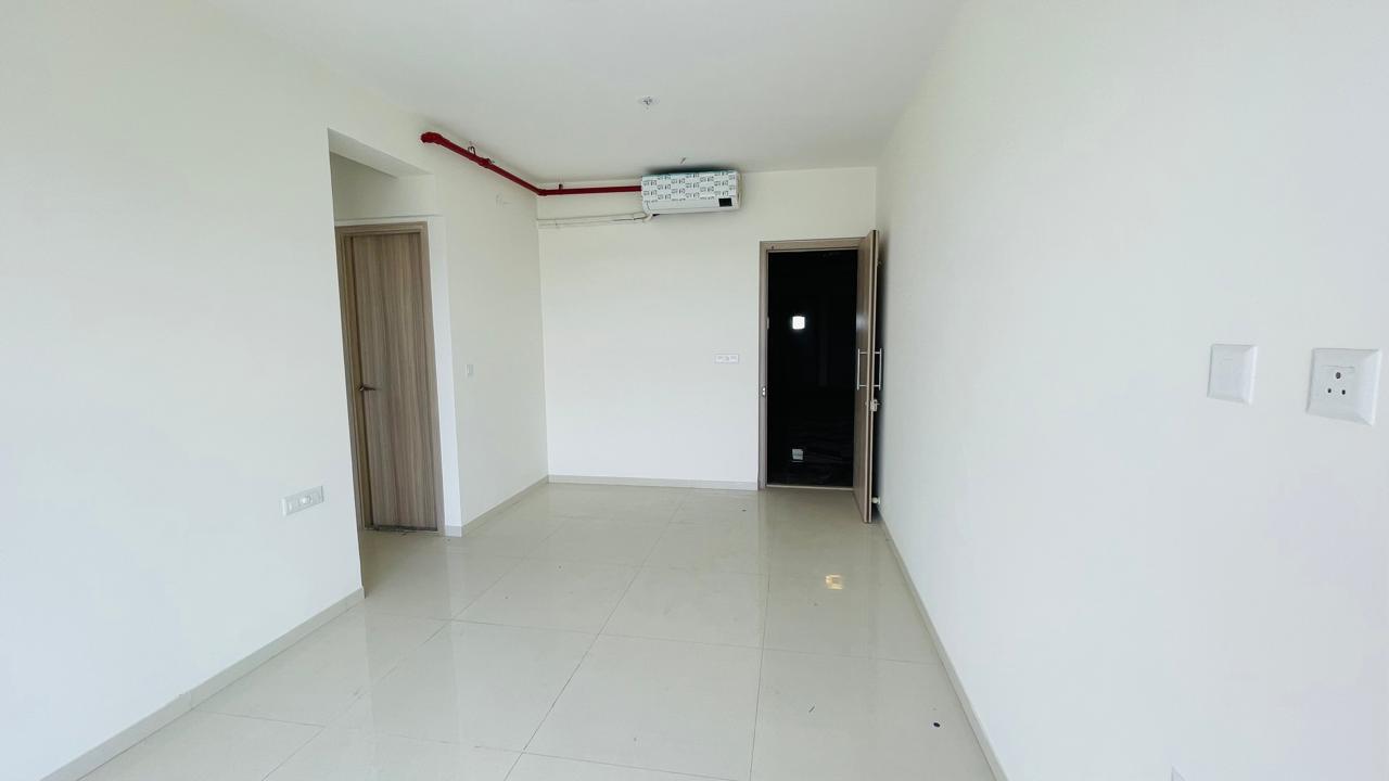 1 BHK Apartment For Sale in Wadhwa Pristine