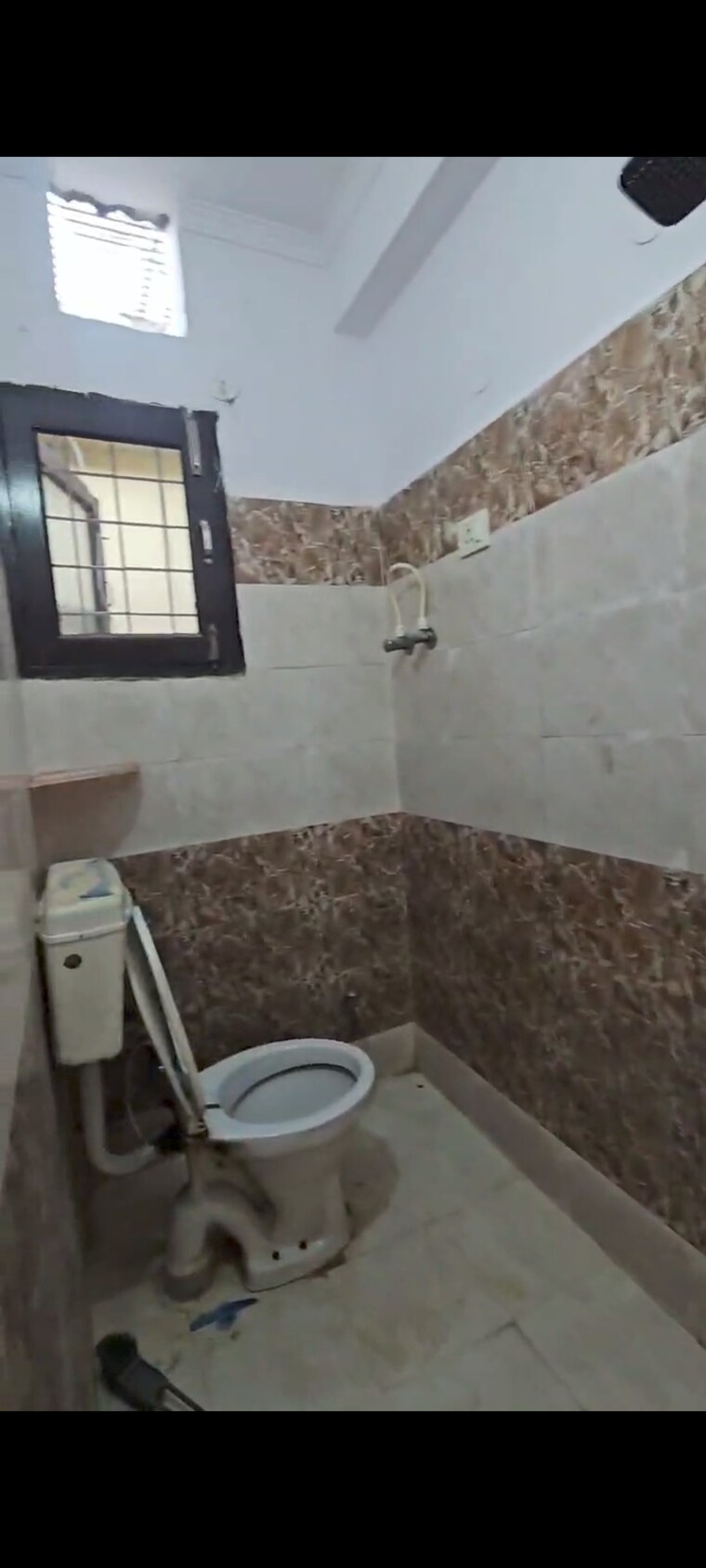 Bathroom, chattarpur 1 Bedroom 450 Sq.Ft. Builder Floor In Chattarpur Delhi 9509660