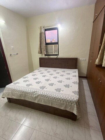Bedroom in 2 BHK Apartment at Magarpatta Daffodils Apartment, Hadapsar – for Rent