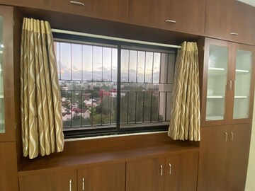 Bedroom in 2 BHK Apartment at Magarpatta Daffodils Apartment, Hadapsar – for Rent