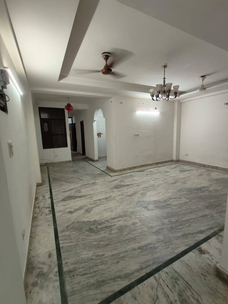 Living Room, saket 3 Bedroom 1250 Sq.Ft. Builder Floor In Saket Delhi 9509706