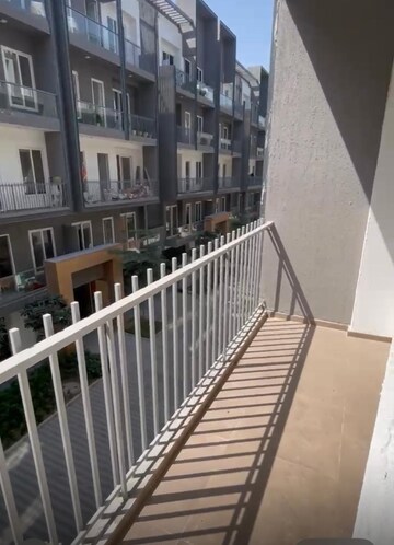 Balcony in 3.5 BHK Apartment at Smart World Orchard, Sector 61 – for Rent