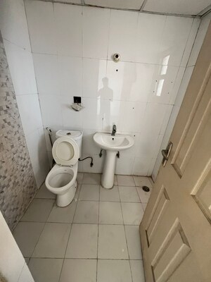 Bathroom in 2 BHK Apartment at Supertech Cape Town, Sector 74 – for Rent