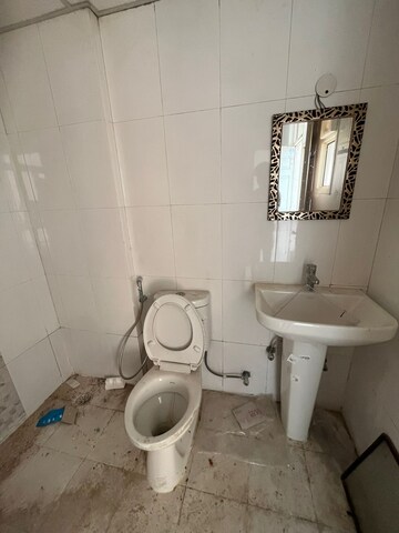 Bathroom in 2 BHK Apartment at Supertech Cape Town, Sector 74 – for Rent