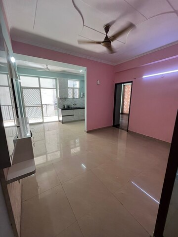 Room in 2 BHK Apartment at Skytech Matrott, Sector 76 – for Rent