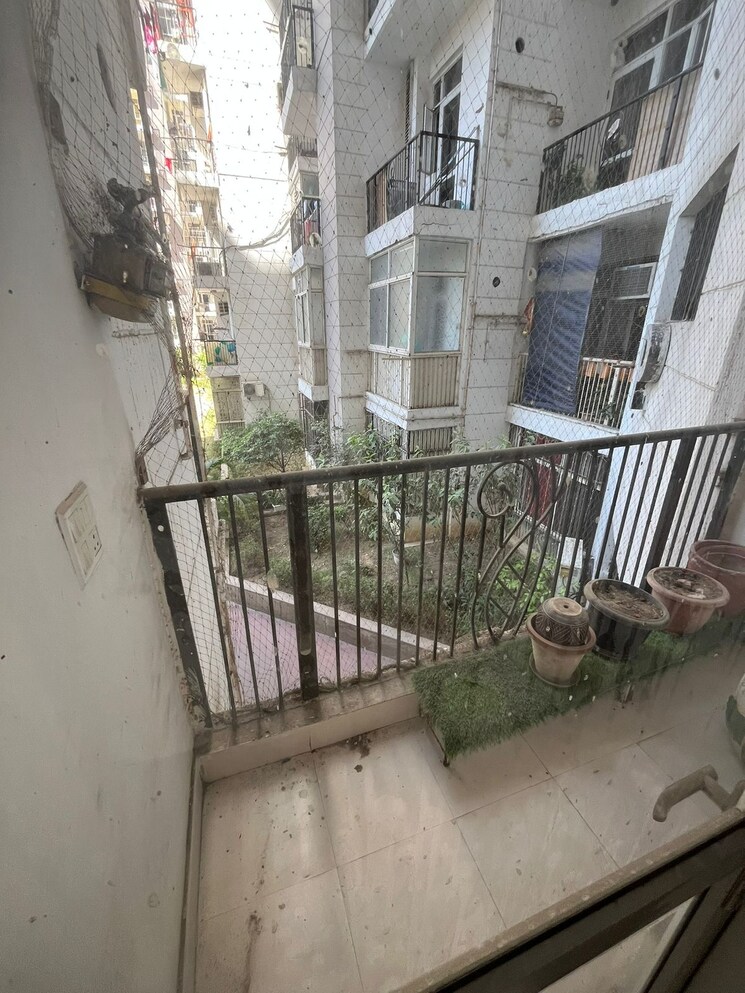 Balcony, skytech-matrott 2 Bedroom 1015 Sq.Ft. Apartment In Sector 76 Noida 9509737