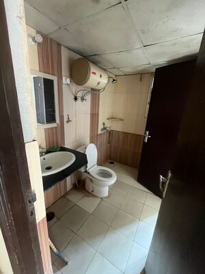 Master Bedroom in 3 BHK Apartment at Supertech Cape Town, Sector 74 – for Rent