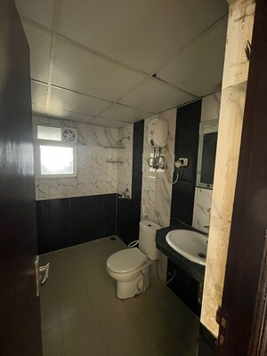 Bathroom in 3 BHK Apartment at Supertech Cape Town, Sector 74 – for Rent