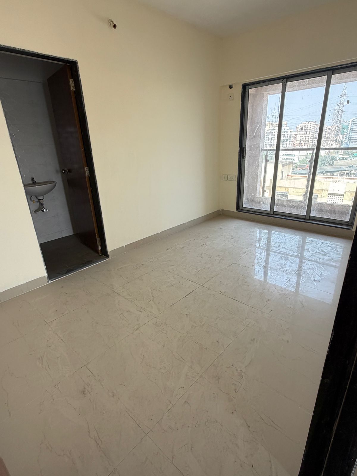 3 BHK 1100 Sq.Ft. Apartment in Radius Central Park