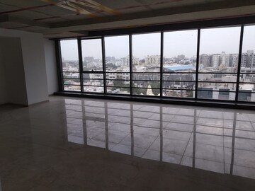 Room in  Office Space at Vastrapur – for Rent