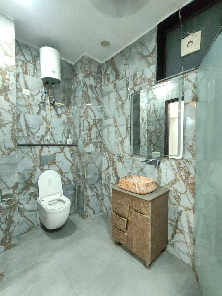 Master Bedroom, unitech-south-city-1 4 Bedroom 3200 Sq.Ft. Builder Floor In South City 1 Gurgaon 9509793