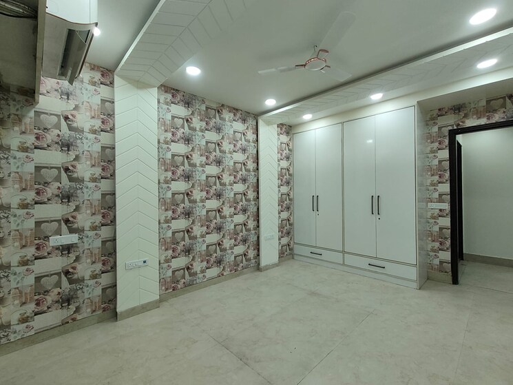 Bedroom, unitech-south-city-1 4 Bedroom 3200 Sq.Ft. Builder Floor In South City 1 Gurgaon 9509793