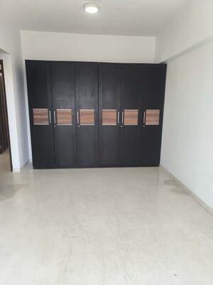 Room in 3 BHK Apartment at Hubtown Seasons, Chembur – for Rent