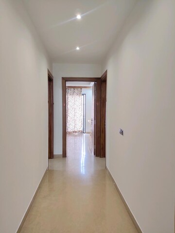 Building Lobby in 2 BHK Builder Floor at Sector 46 – for Rent