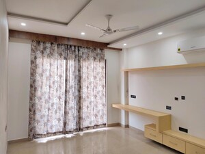 Room in 2 BHK Builder Floor at Sector 46 – for Rent