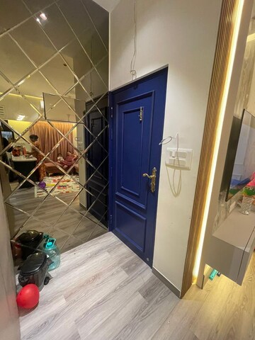 Room in 1.5 BHK Apartment at CCI Rivali Park, Borivali East – for Sale