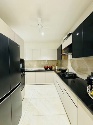 Kitchen in 4 BHK Builder Floor at Vipul World Floors, Sector 48 – for Sale